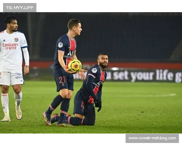 登贝莱伤退后巴黎锋线重组，杜埃或提前复出