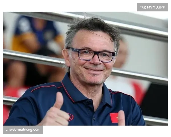 法国足协公布青年联赛数据，俱乐部更注重培养“多功能”中场球员